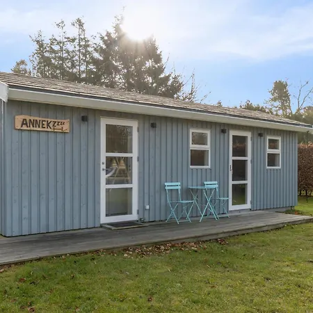 Semesterbostad Mysigt Med Annex Nära Hou Och Havet *