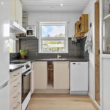 Cosy Holiday-house With Annex Close To The Hals
